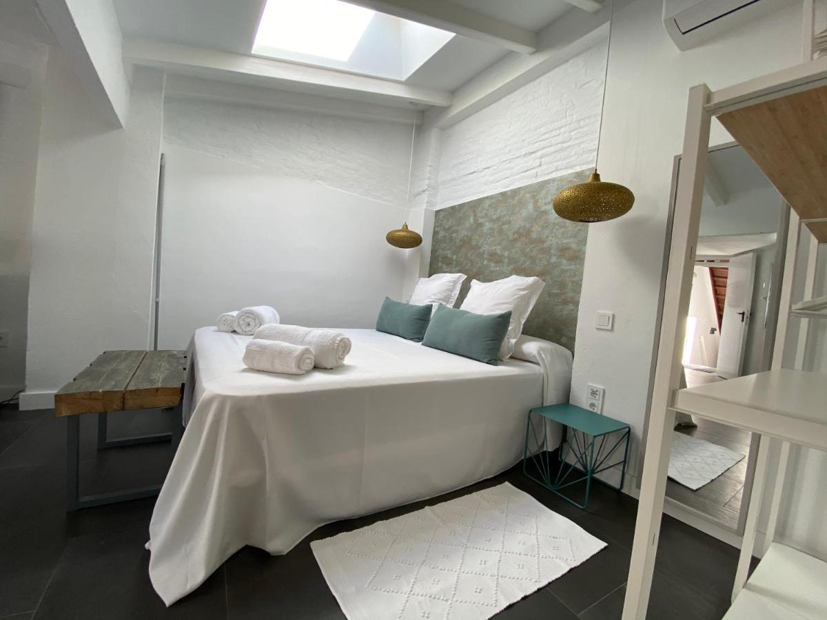 Atico Suite Con Terraza Totalmente Privada En Pleno Centro Historico De Sevilla Buitenkant foto
