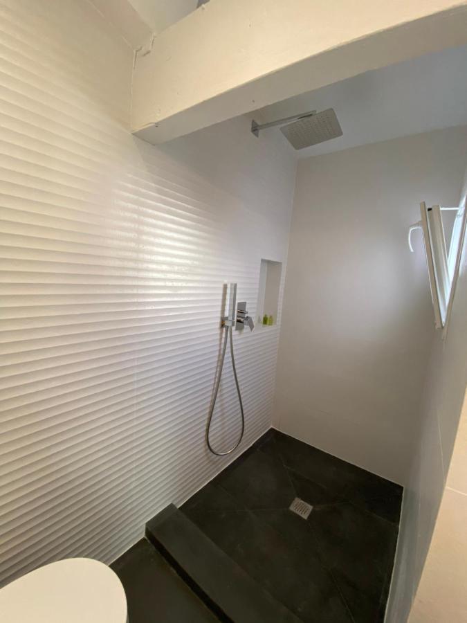 Atico Suite Con Terraza Totalmente Privada En Pleno Centro Historico De Sevilla Buitenkant foto